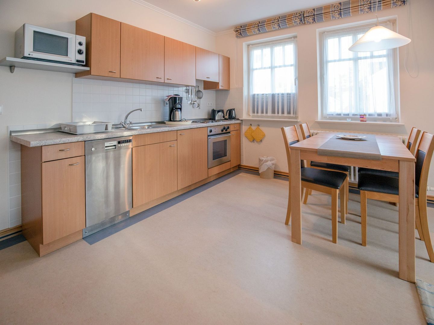 Dünenpark Binz Komfort Ferienwohnung mit 1 Schlafzimmer und Terrasse im Erdgeschoss (224) Insel Rügen - Küche / Küchenzeile