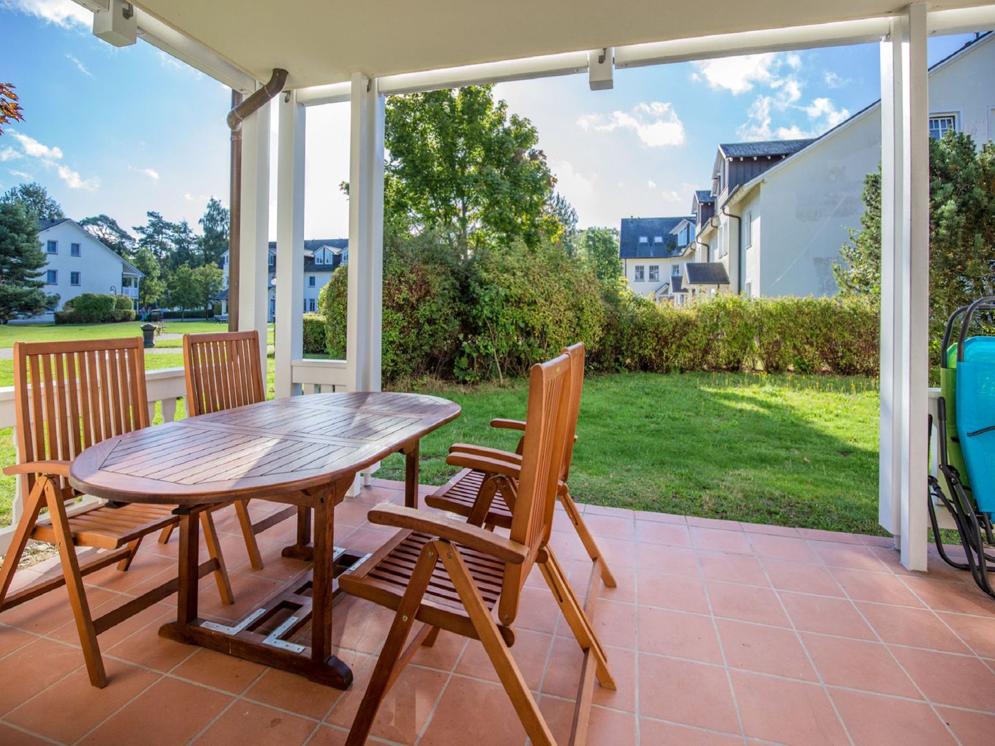 Dünenpark Binz Komfort Ferienwohnung mit 1 Schlafzimmer und Terrasse im Erdgeschoss (224) Insel Rügen - Terrasse