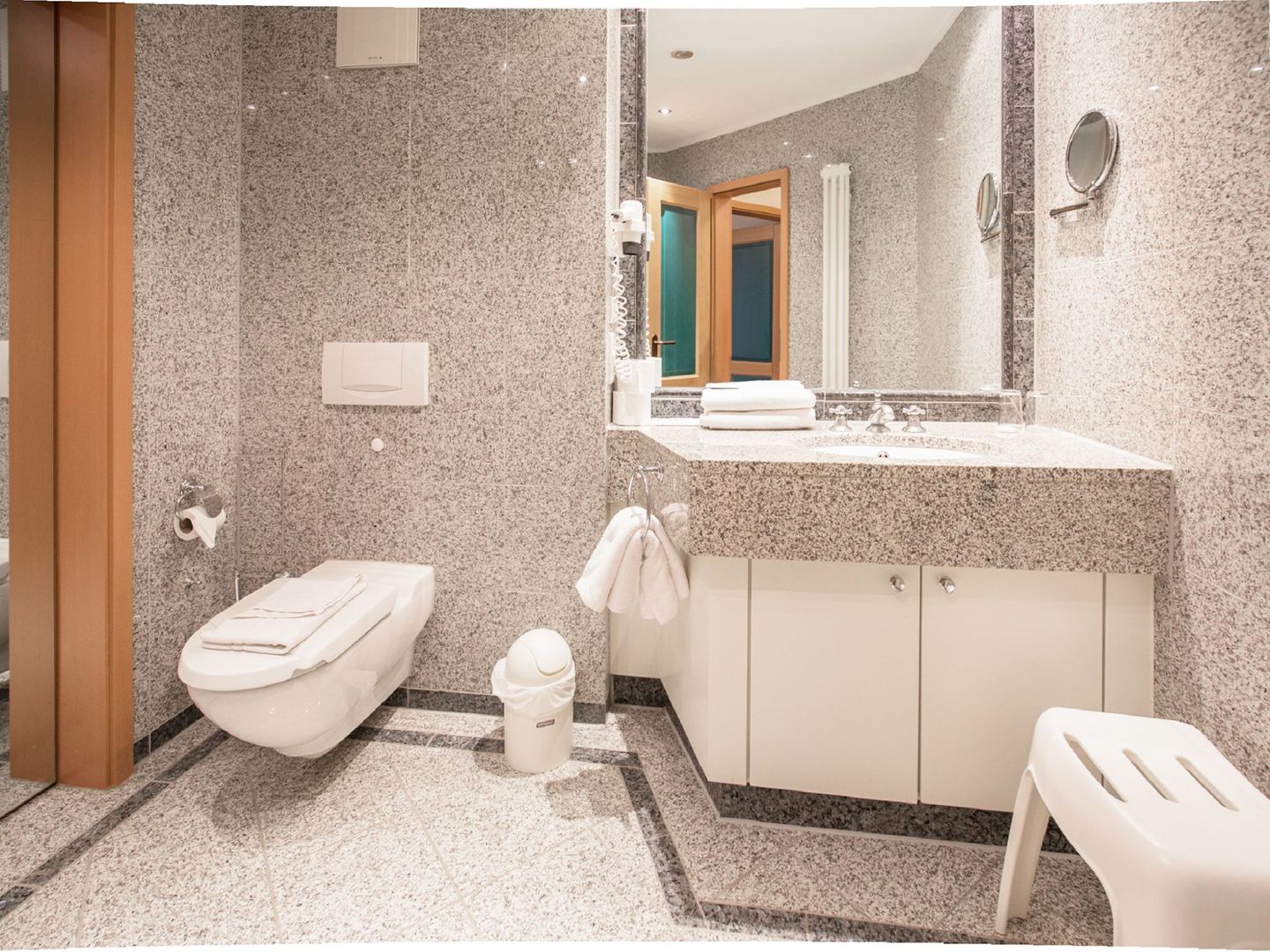 Dünenpark Binz Komfort Ferienwohnung mit 1 Schlafzimmer und Terrasse im Erdgeschoss (263) Insel Rügen - Badezimmer