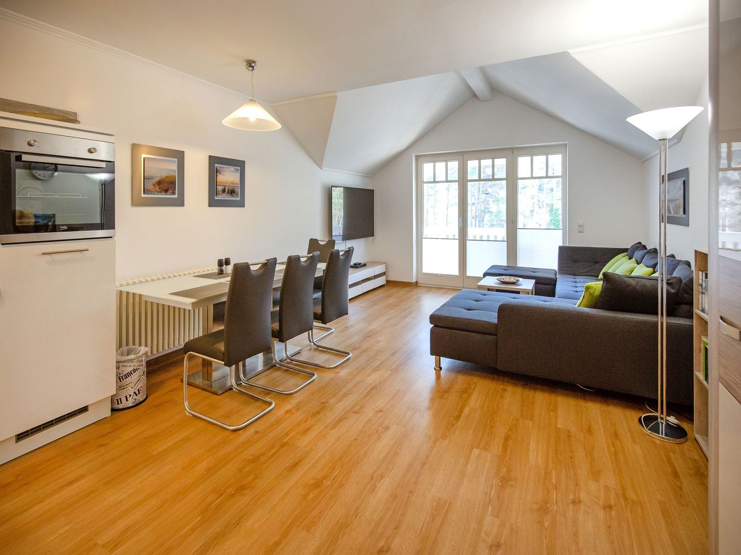 Dünenpark Binz Komfortplus Ferienwohnung mit 1 Schlafzimmer und Balkon im Dachgeschoss (294) Insel Rügen - Küche / Küchenzeile