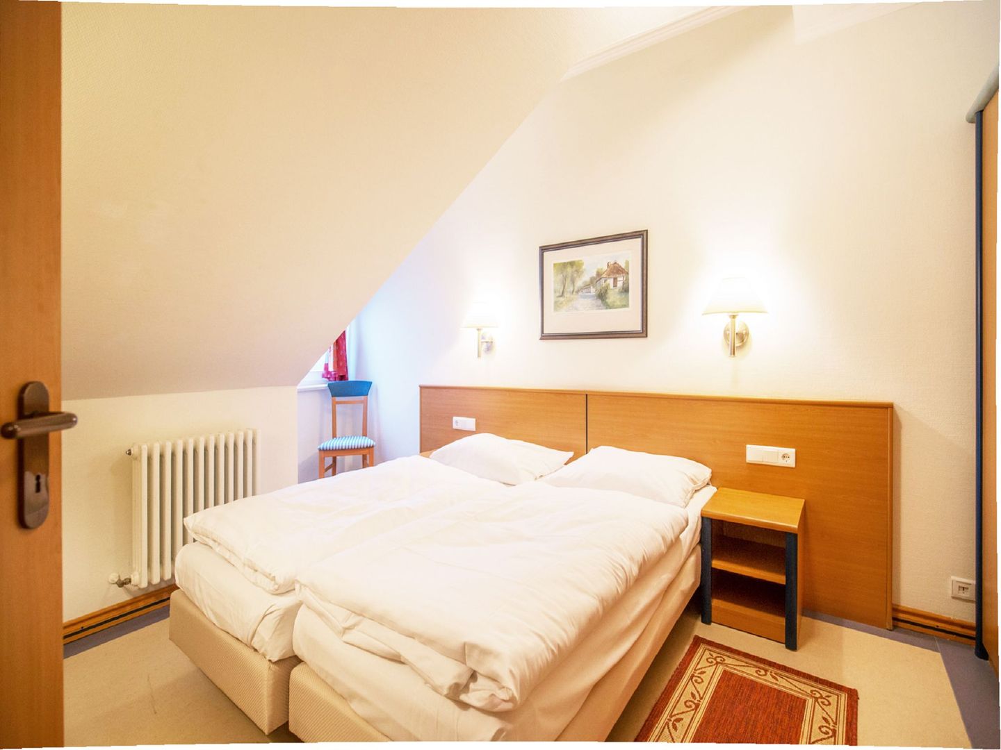 Dünenpark Binz Komfort Ferienwohnung mit 1 Schlafzimmer und Balkon im Dachgeschoss (306) Insel Rügen - Schlafzimmer