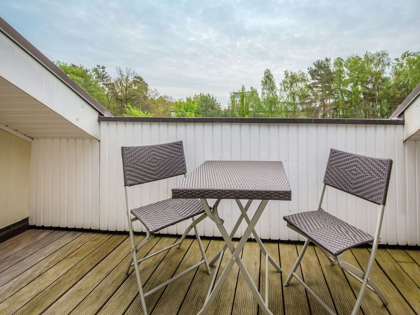 Dünenpark Binz Komfortplus Ferienwohnung mit 1 Schlafzimmern und Balkon im Dachgeschoss (303) Insel Rügen - Balkon