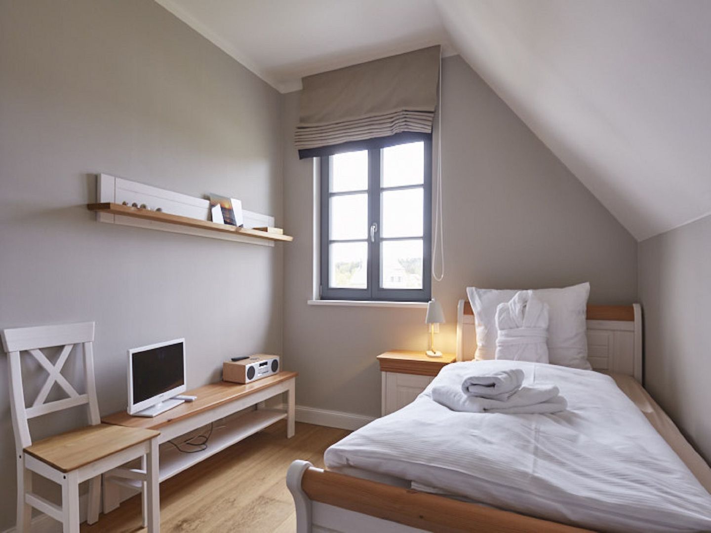 Premium Reetdachvilla mit 3 Schlafzimmern, Sauna und Kamin (E21) - Schlafzimmer