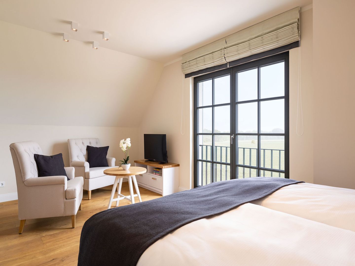 Premium Reetdachvilla mit 2 Schlafzimmern, Sauna und Kamin (E25) - Schlafzimmer