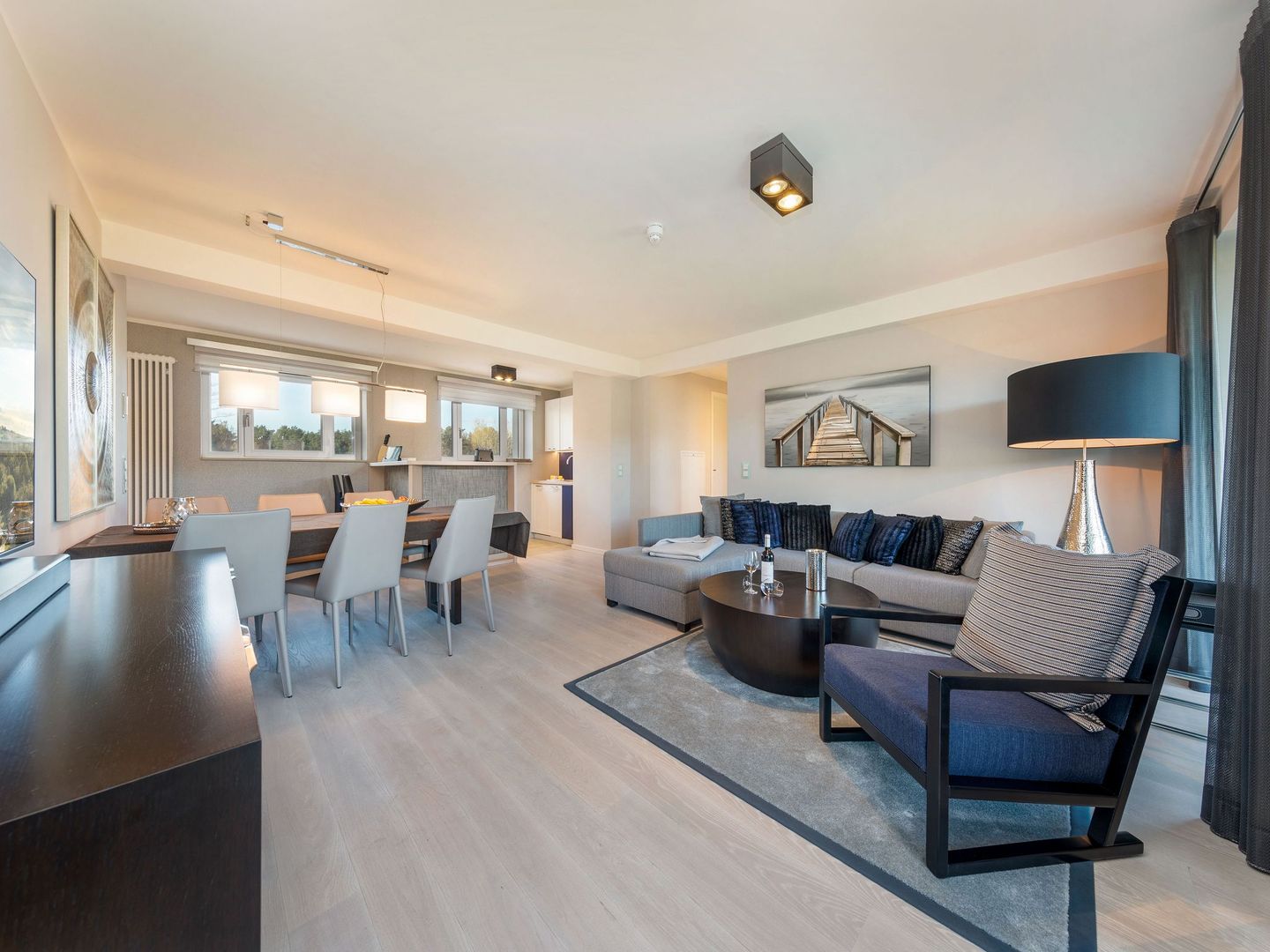 Dünenresidenz Prora Ferienwohnung mit Meerblick, 3 Schlafzimmern und Balkon (NP/207) Insel Rügen - Wohnzimmer