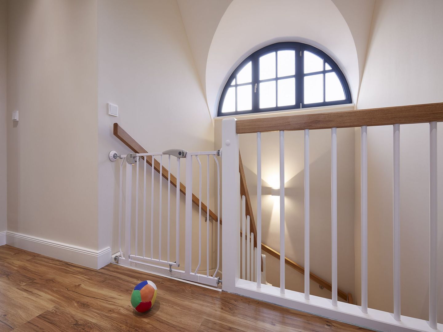 Premium Reetdachvilla mit 3 Schlafzimmern, Sauna, Kamin und Massagesessel (F05) - Empfang