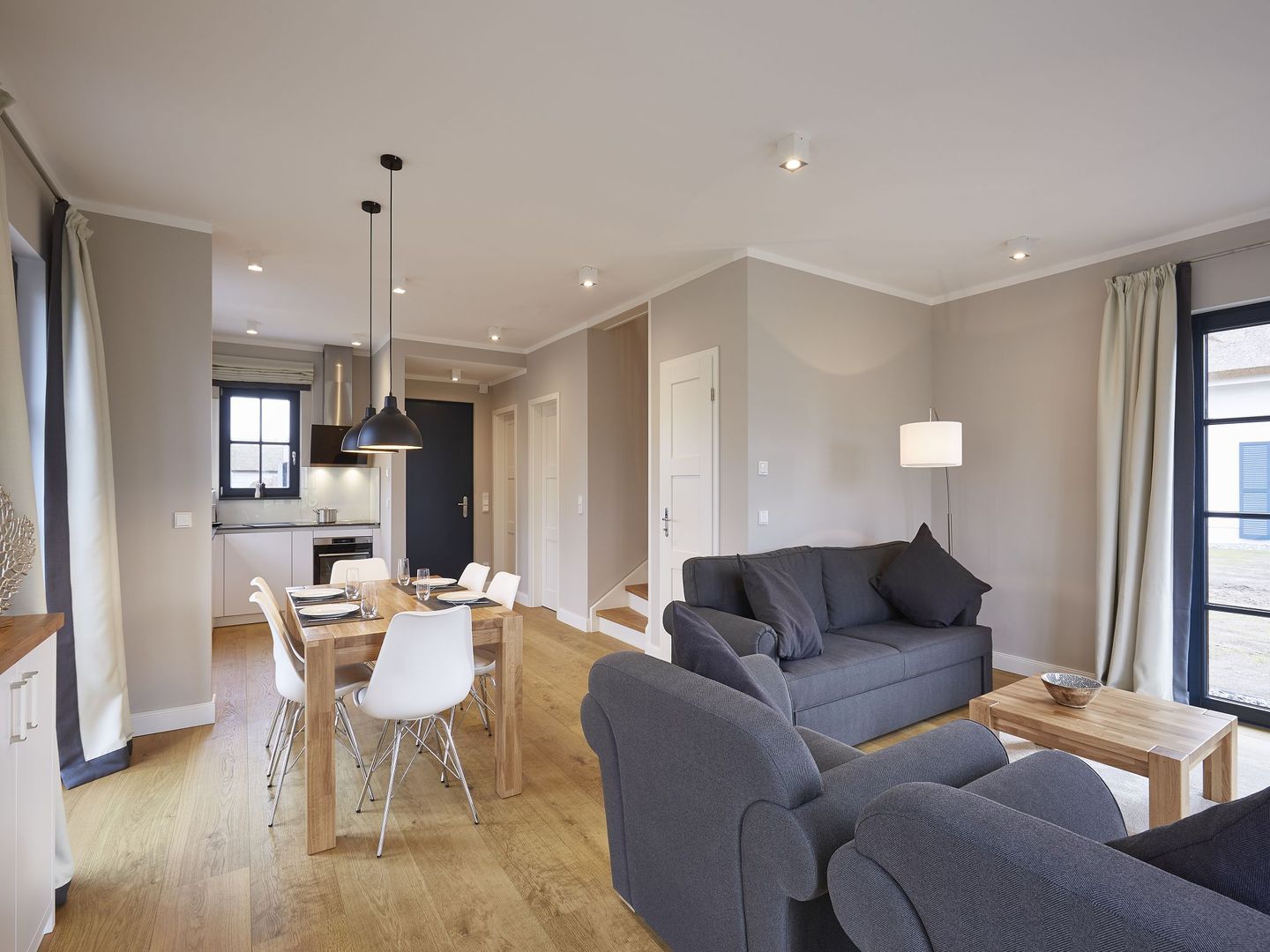 Superior Reetdachvilla mit 2 Schlafzimmern und Kamin (F06) - Wohnzimmer