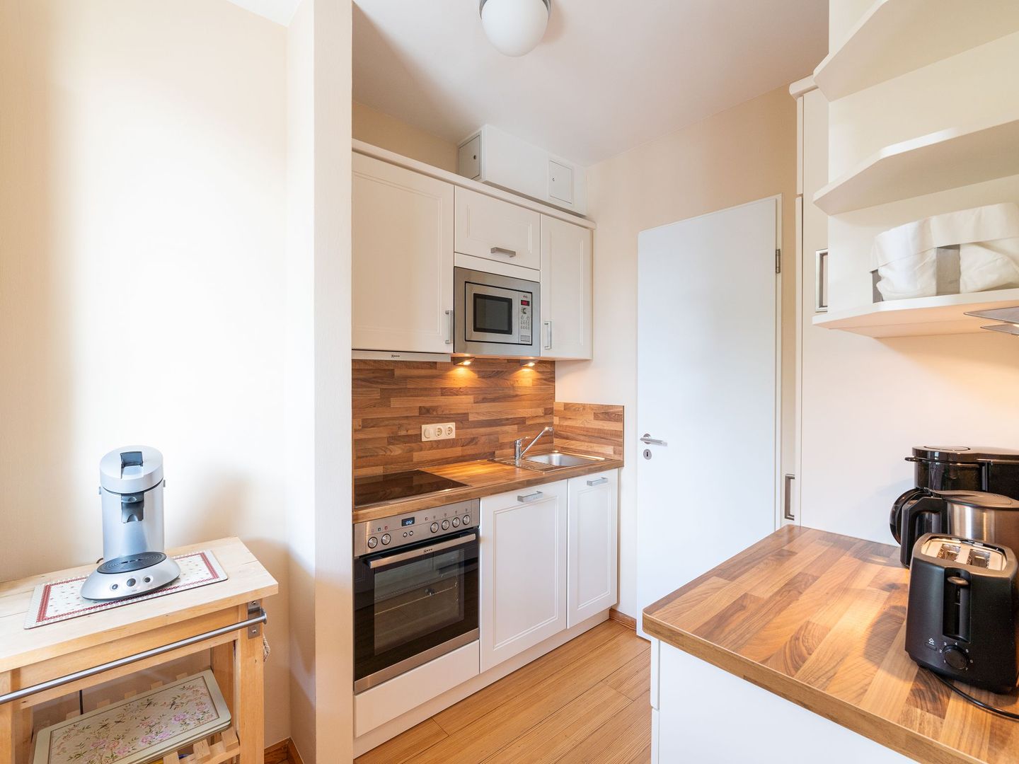 Kaiservillen Heringsdorf Ferienwohnung mit 1 Schlafzimmer und Balkon (D234) Insel Usedom - Küche / Küchenzeile