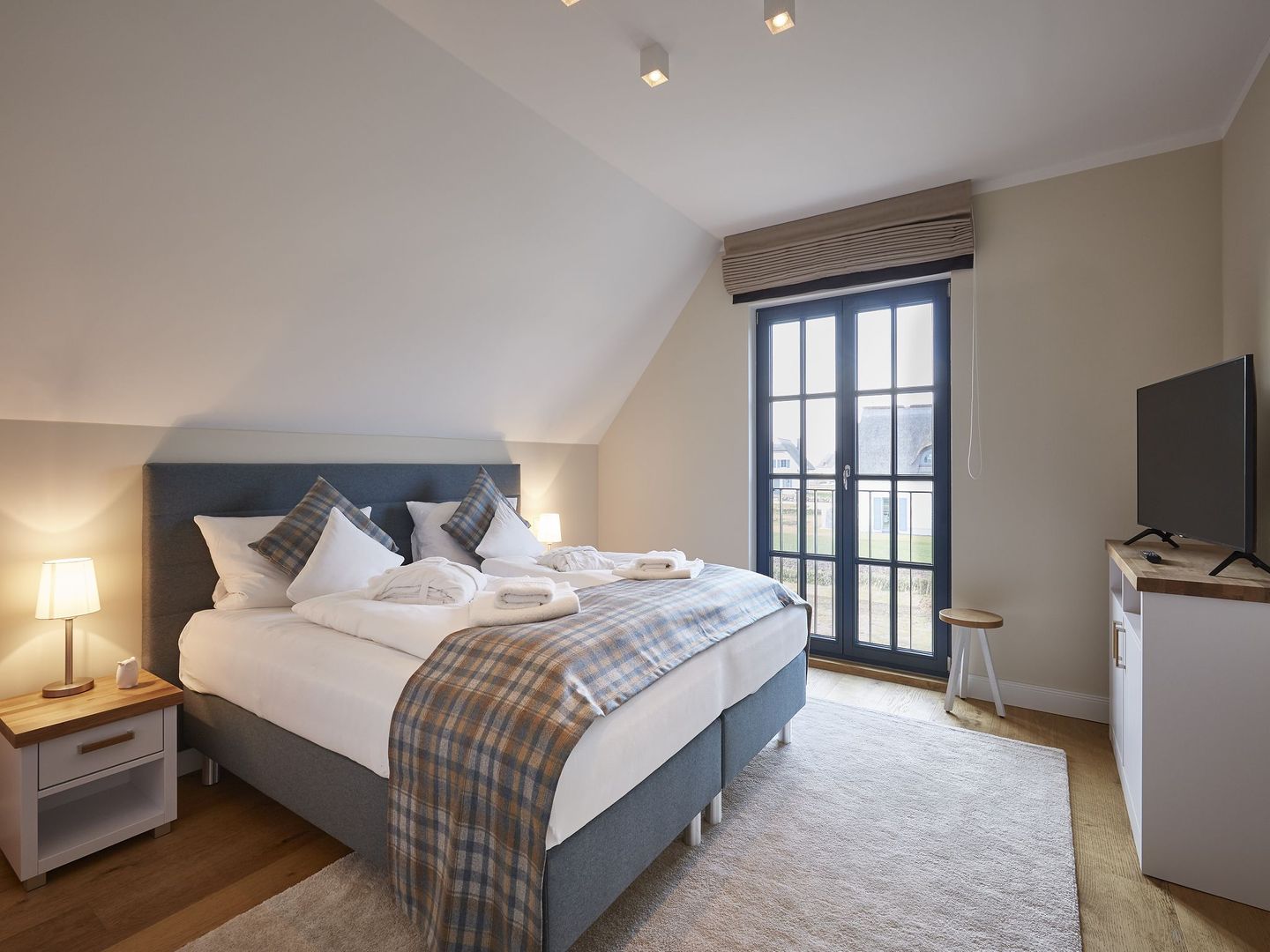 Luxus Reetdachvilla mit 3 Schlafzimmern, Sauna und Kamin (F08) - Schlafzimmer