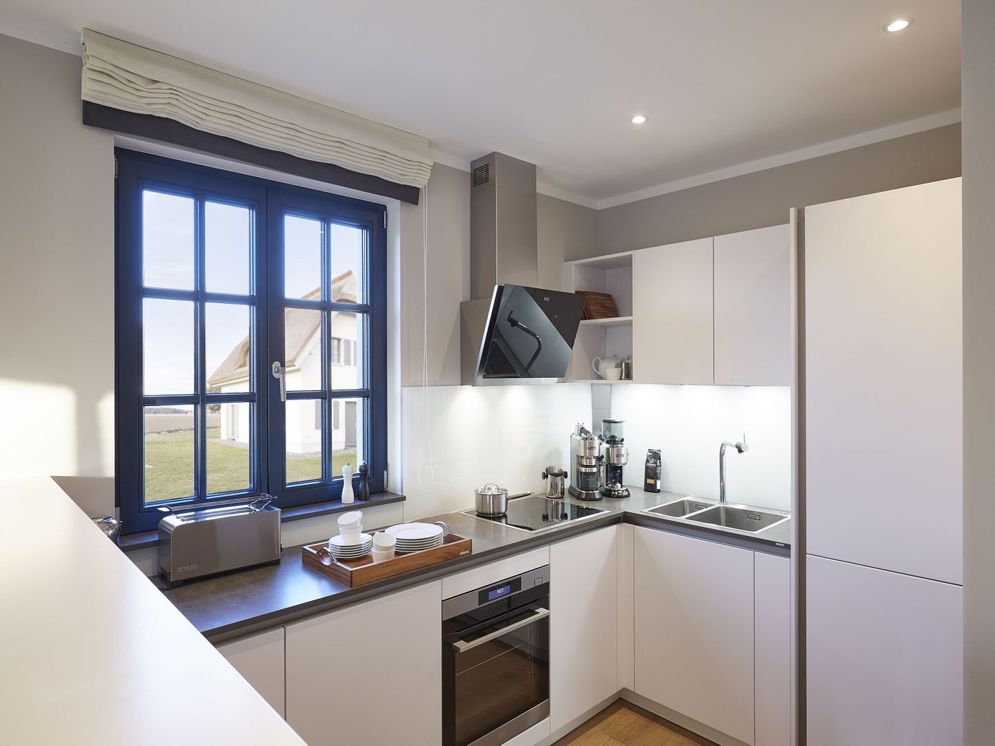 Premium Reetdachvilla mit 3 Schlafzimmern, Sauna und Kamin (F07) - Küche / Küchenzeile