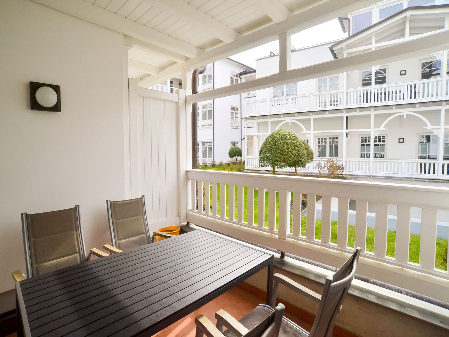 Strandvillen Binz Ferienwohnung mit 2 Schlafzimmern und Balkon (AH/563) Insel Rügen - Balkon