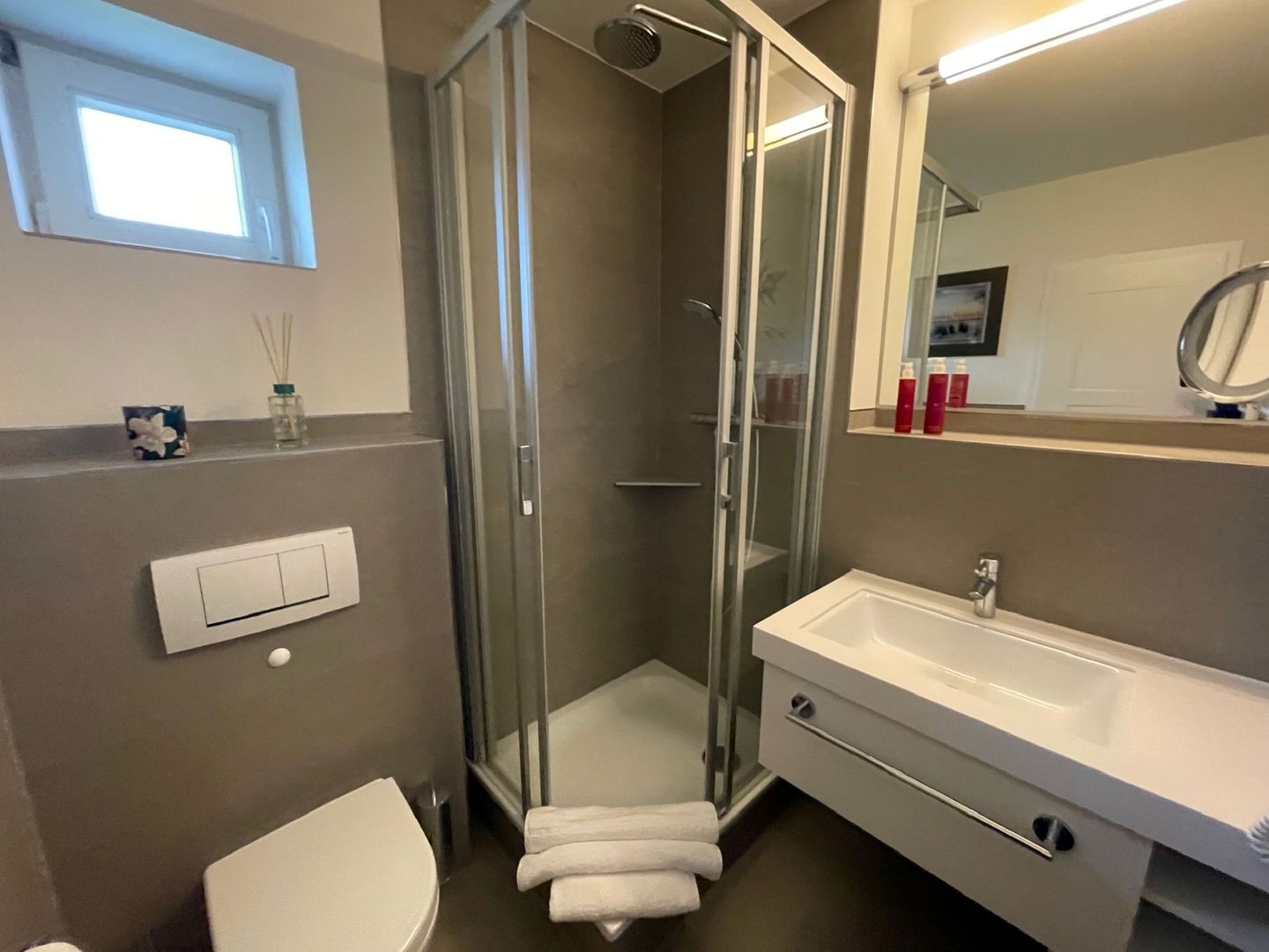 Feriendorf Rugana Komfortplus 1-Raum Ferienwohnung mit Terrasse (A42) Insel Rügen - Badezimmer