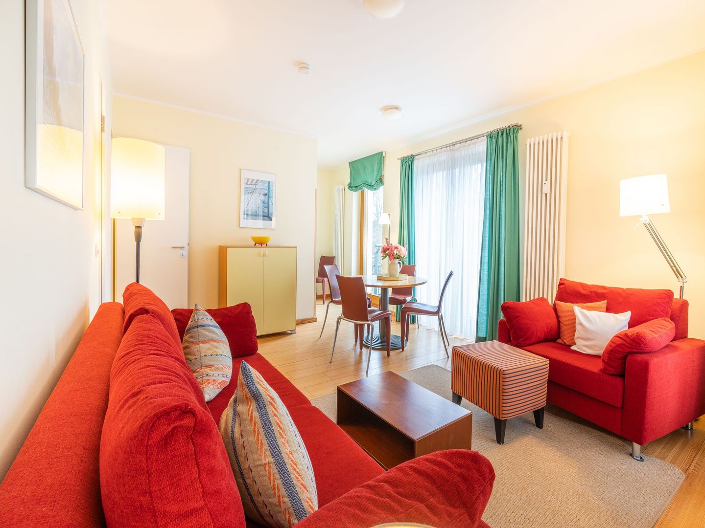 Kaiservillen Heringsdorf Ferienwohnung mit 1 Schlafzimmer und Balkon (D121) Insel Usedom - Wohnzimmer