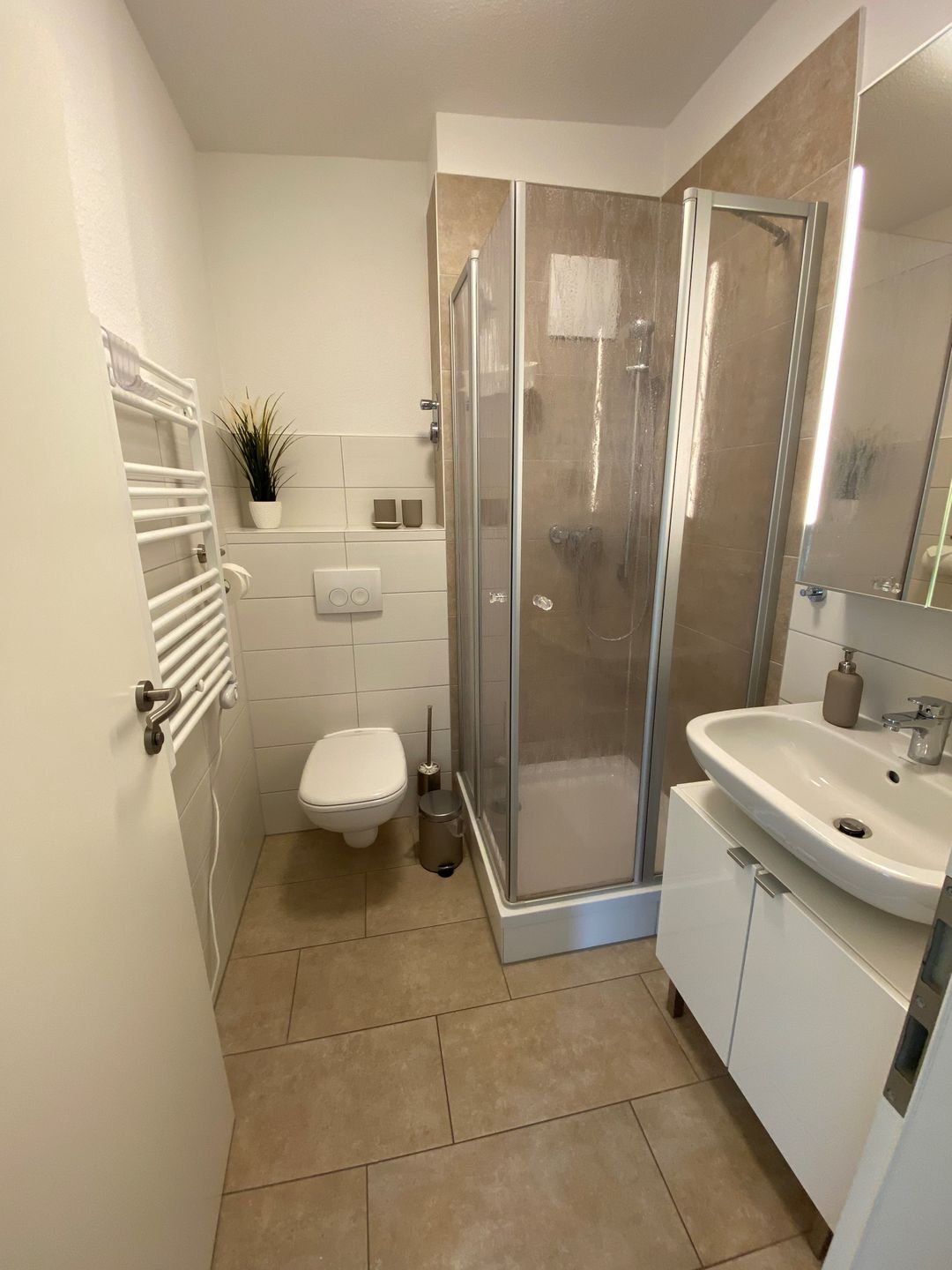  Ferienwohnung KWH 2 OG - "Achtern" Graal-Müritz Küstenwald - Badezimmer