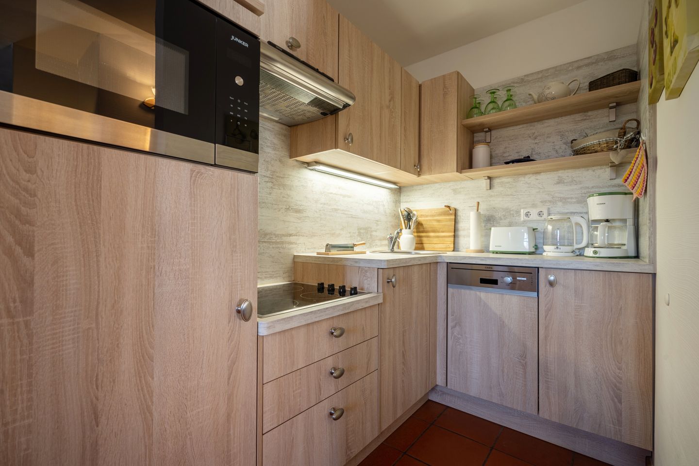 Feriendorf Rugana Komfort Ferienwohnung mit 1 Schlafzimmer (B09) Insel Rügen - Küche / Küchenzeile