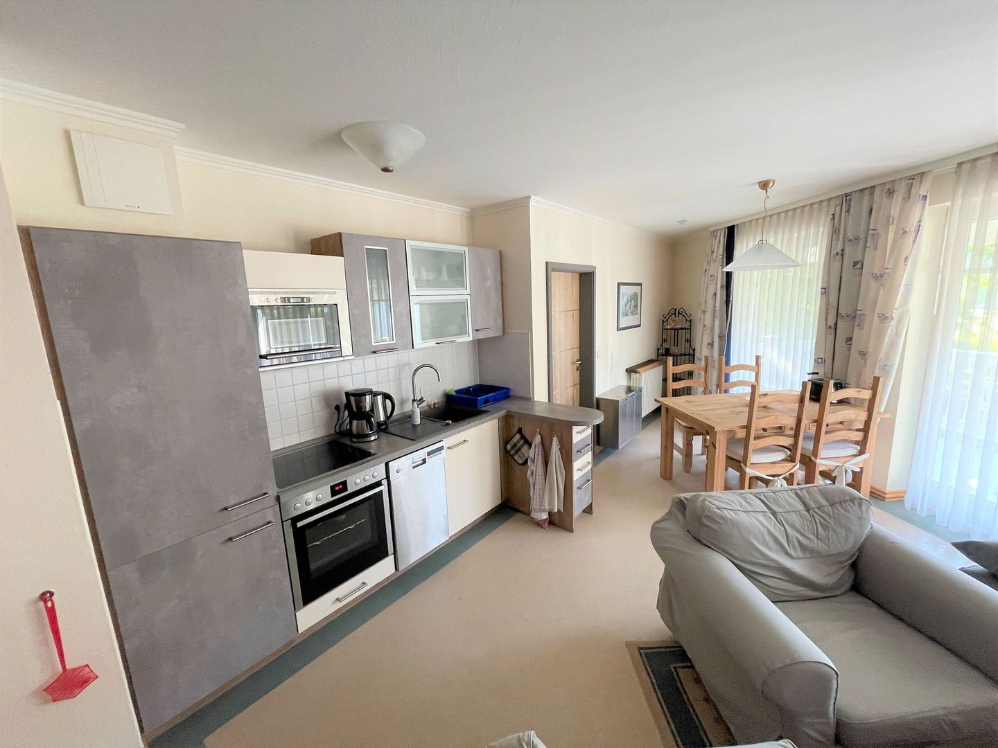 Dünenpark Binz Komfortplus Ferienwohnung mit 1 Schlafzimmer und Balkon im Obergeschoss (168) Insel Rügen - Küche / Küchenzeile