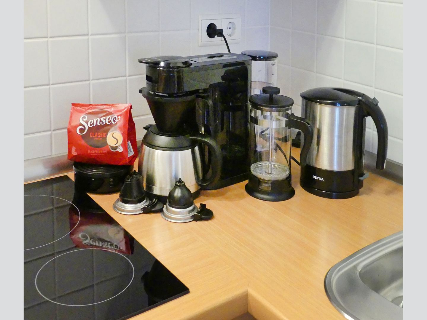 Dünenpark Binz Komfortplus Ferienwohnung mit 2 Schlafzimmern und Balkon im Dachgeschoss (009) Insel Rügen - Küche / Küchenzeile