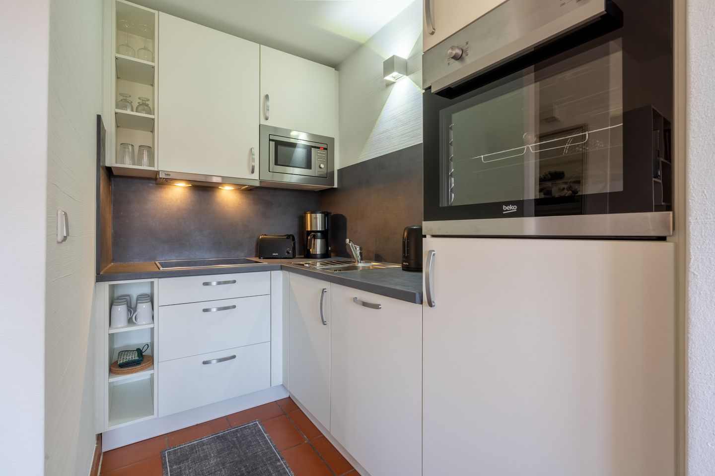 Feriendorf Rugana Komfortplus Ferienwohnung mit 1 Schlafzimmer (B26) Insel Rügen - Küche / Küchenzeile