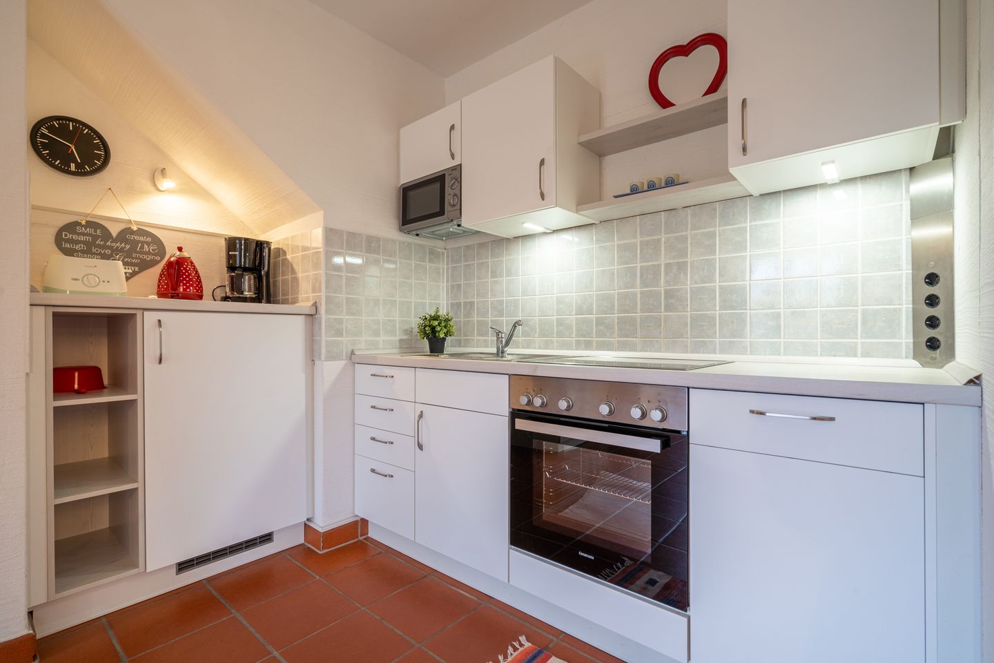 Feriendorf Rugana Komfort Ferienwohnung mit 1 Schlafzimmer und Terrasse (B55) Insel Rügen - Küche / Küchenzeile