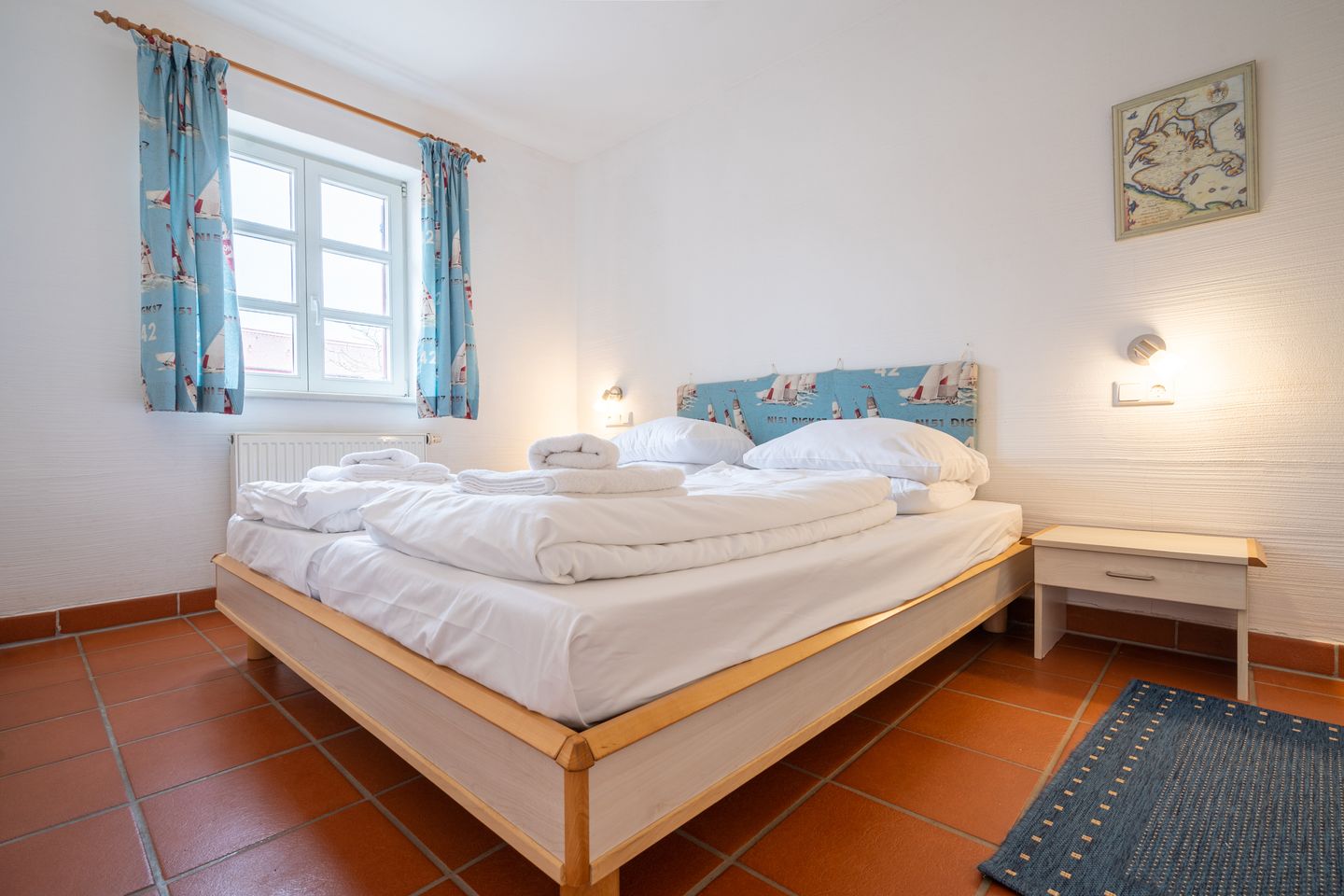 Feriendorf Rugana Komfort Ferienwohnung mit 1 Schlafzimmer und Terrasse (B55) Insel Rügen - Schlafzimmer