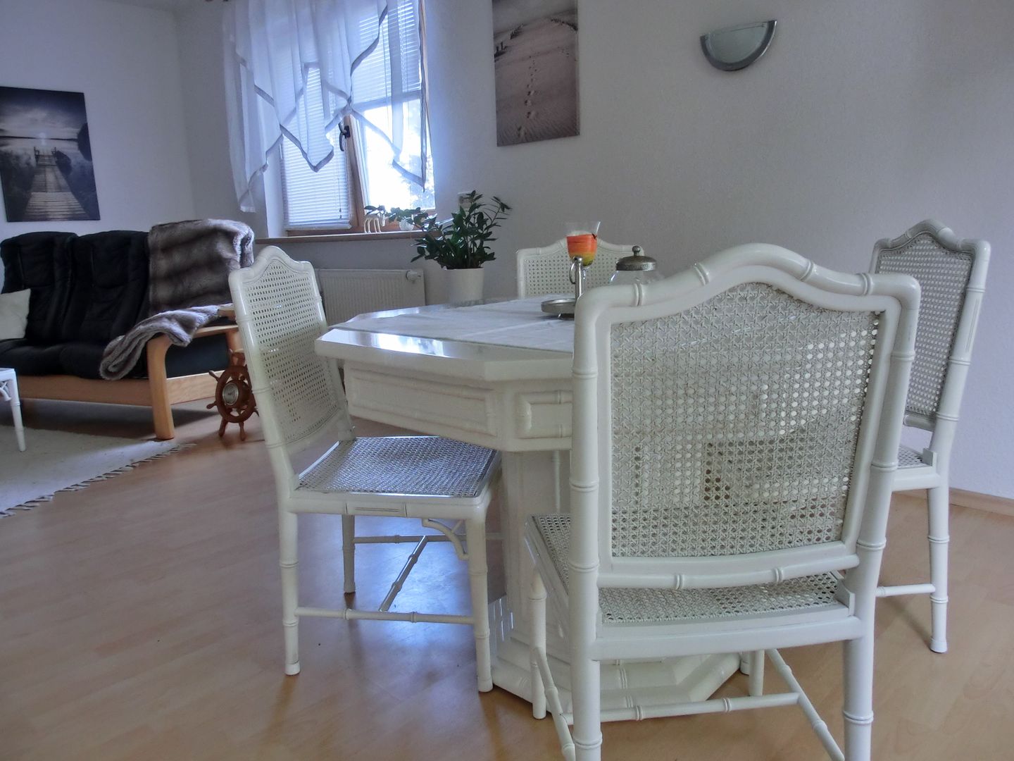  Ferienwohnung NH6 Hirschburg - Wohnzimmer