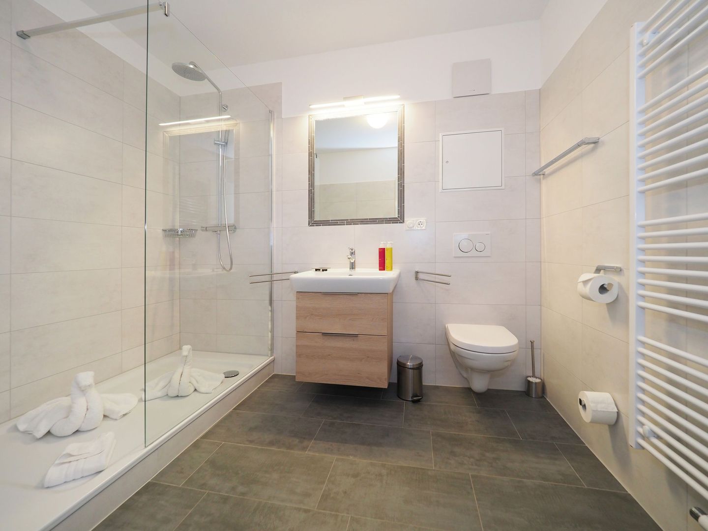 Kaiservillen Heringsdorf Ferienwohnung mit 1 Schlafzimmer und Balkon (D114) Insel Usedom - Badezimmer