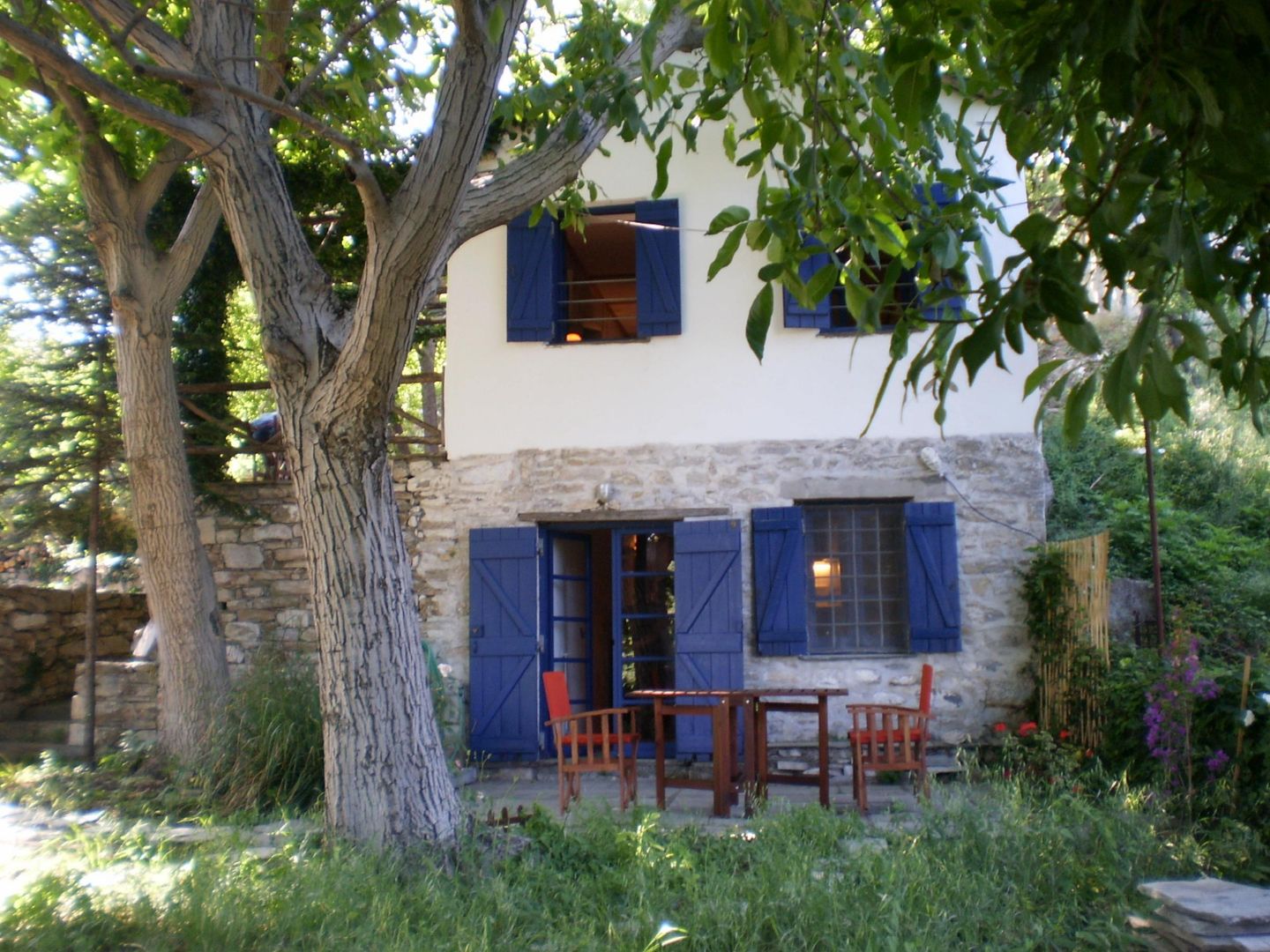 Ruhig und idyllisch: Ferienhaus im Grünen in   in Griechenland