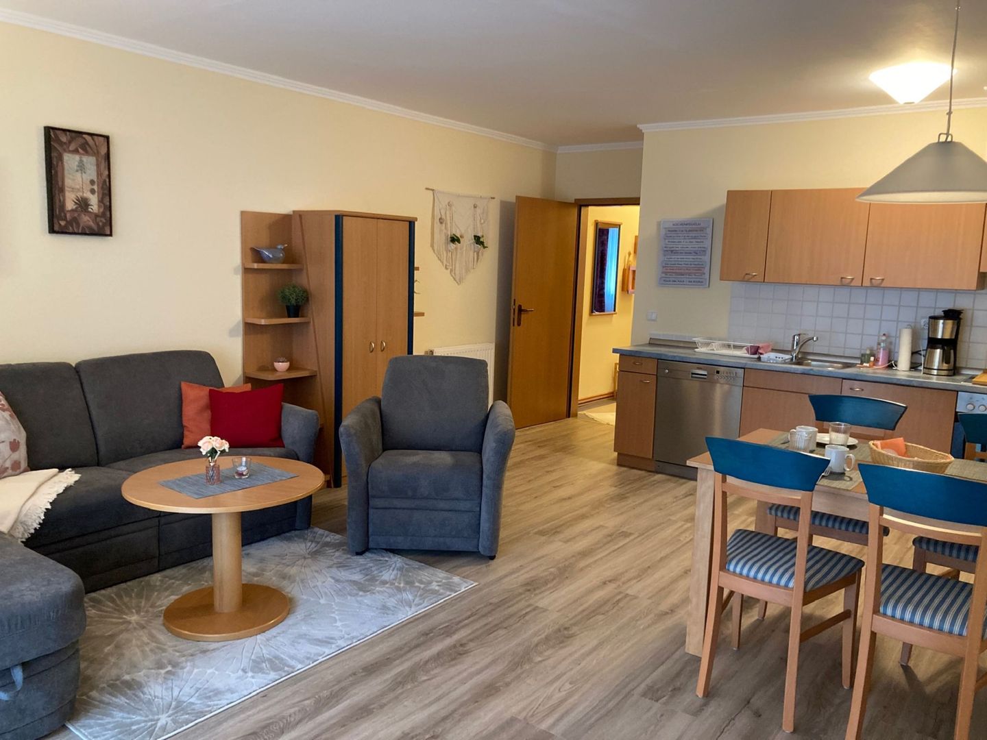 Dünenpark Binz Komfort Ferienwohnung mit 1 Schlafzimmer und Terrasse im Erdgeschoss (074) Insel Rügen - Wohnzimmer