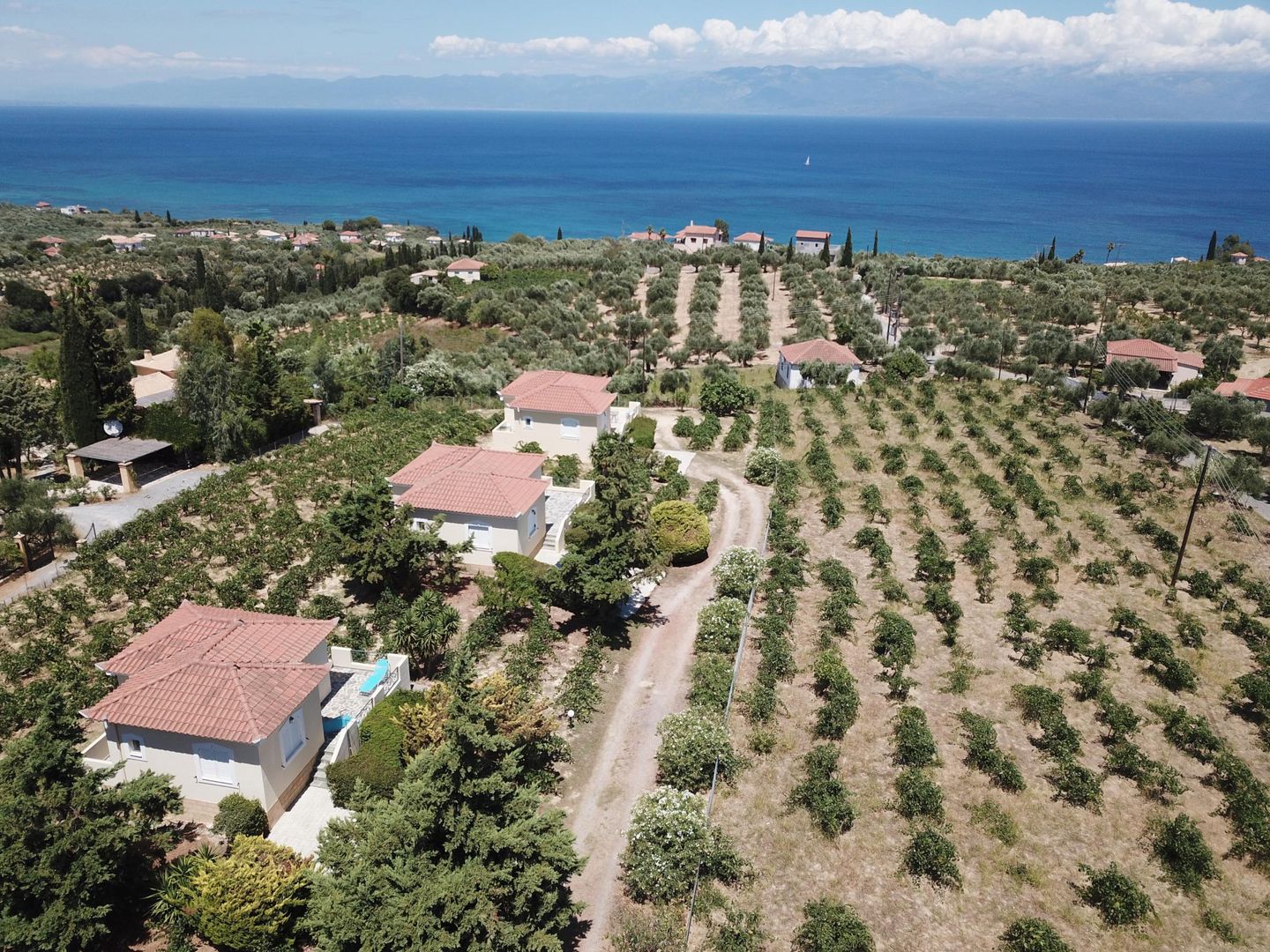 Schönes Ferienhaus im Grünen mit Terrass  in Griechenland