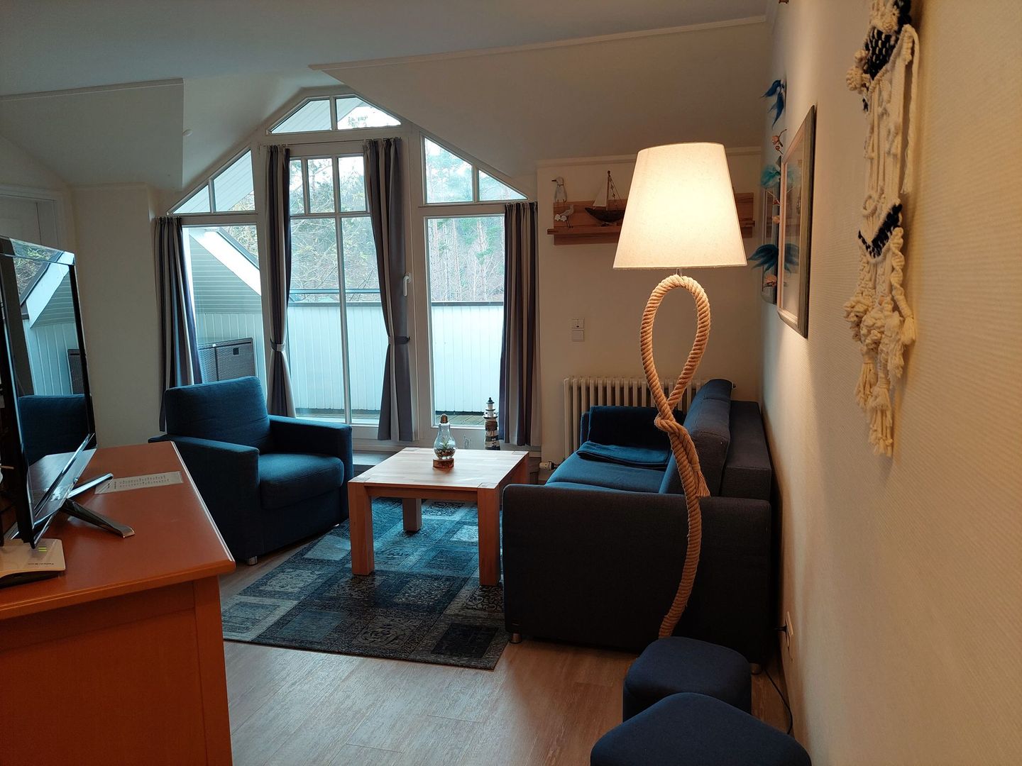 Dünenpark Binz Komfort Ferienwohnung mit 1 Schlafzimmer und Balkon im Dachgeschoss (282) Insel Rügen - Wohnzimmer