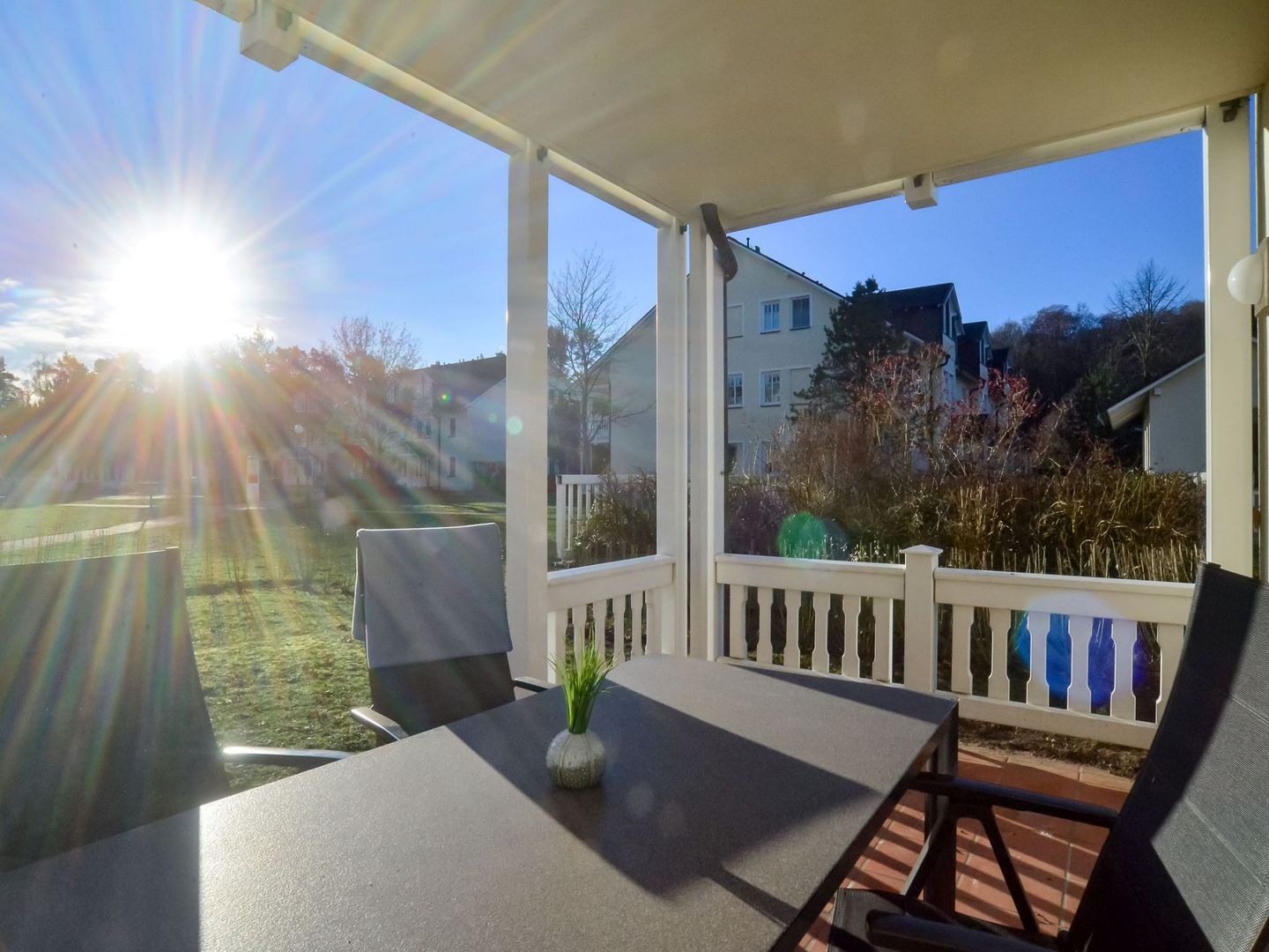 Dünenpark Binz Komfortplus Ferienwohnung mit 1 Schlafzimmer und Terrasse im Erdgeschoss (211) Insel Rügen - Balkon