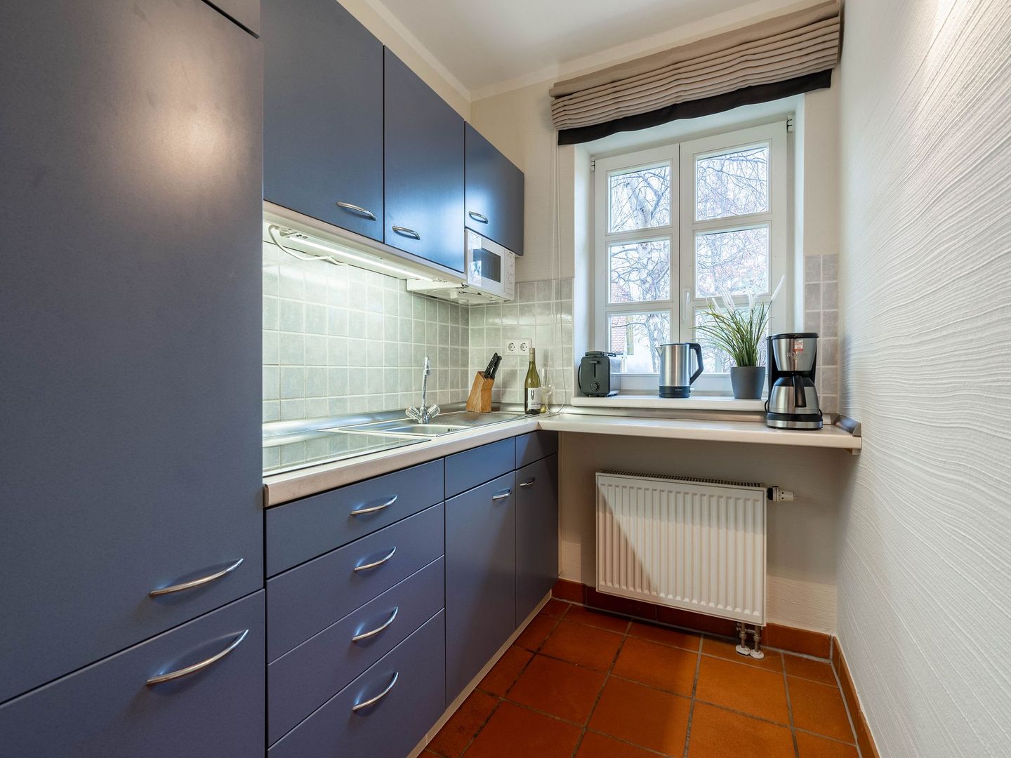 Feriendorf Rugana Komfort Ferienwohnung mit 2 Schlafzimmern und Terrasse (A25) Insel Rügen - Küche / Küchenzeile