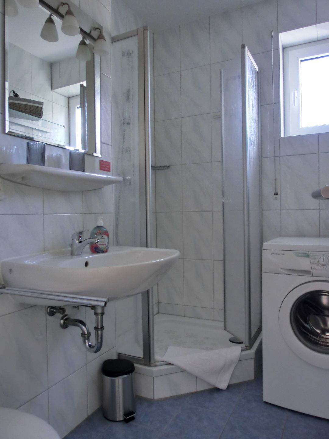  Ferienwohnung KL24 Graal-Müritz - Badezimmer