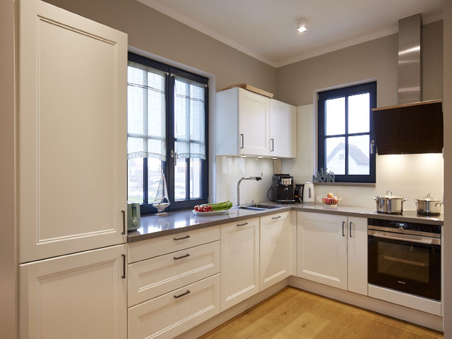 Superior Reetdachvilla mit 2 Schlafzimmern (F02) - Küche / Küchenzeile