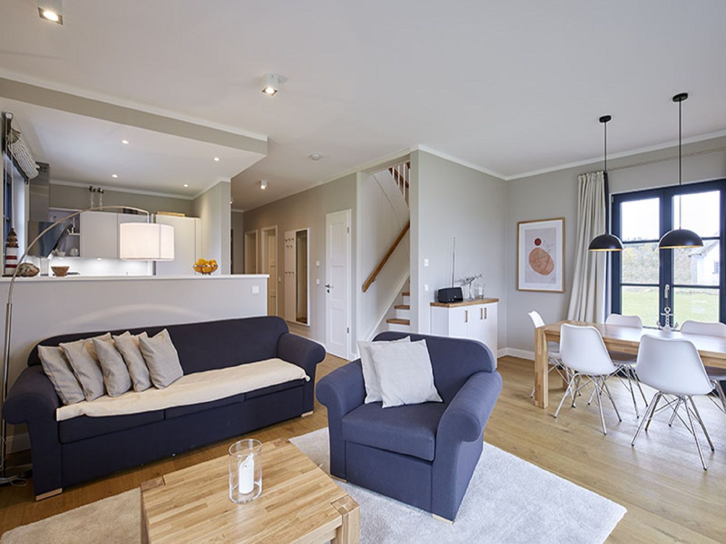 Premium Reetdachvilla mit 3 Schlafzimmern, Sauna und Kamin (F14) - Wohnzimmer