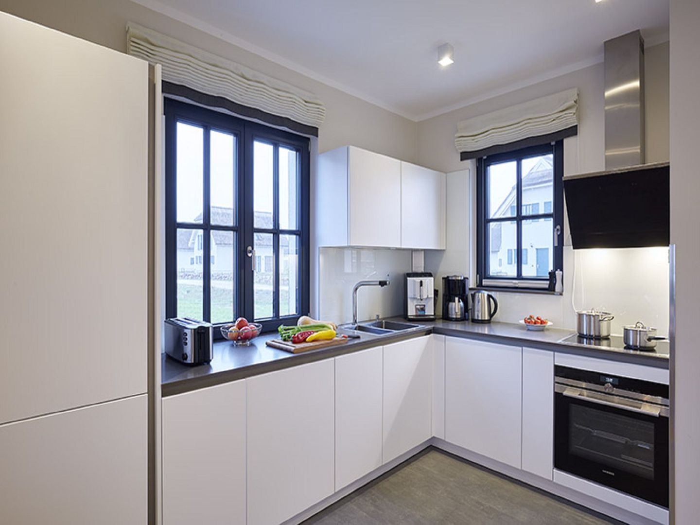 Superior Reetdachvilla mit 2 Schlafzimmern, Kamin und 2 Terrassen (F17) - Küche / Küchenzeile