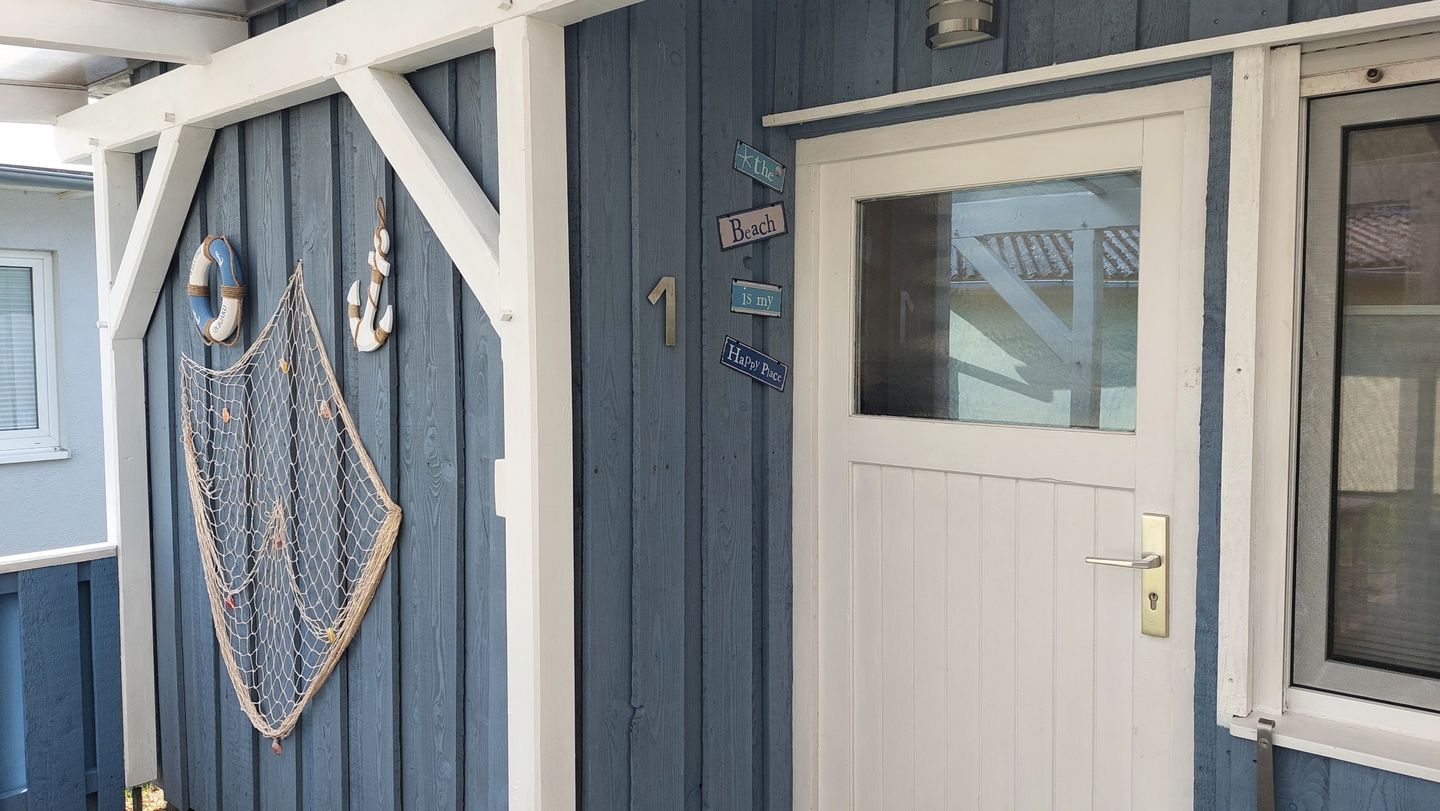  Ferienhaus FH5 "Haus Svenja" Graal-Müritz - Fassade / Eingang