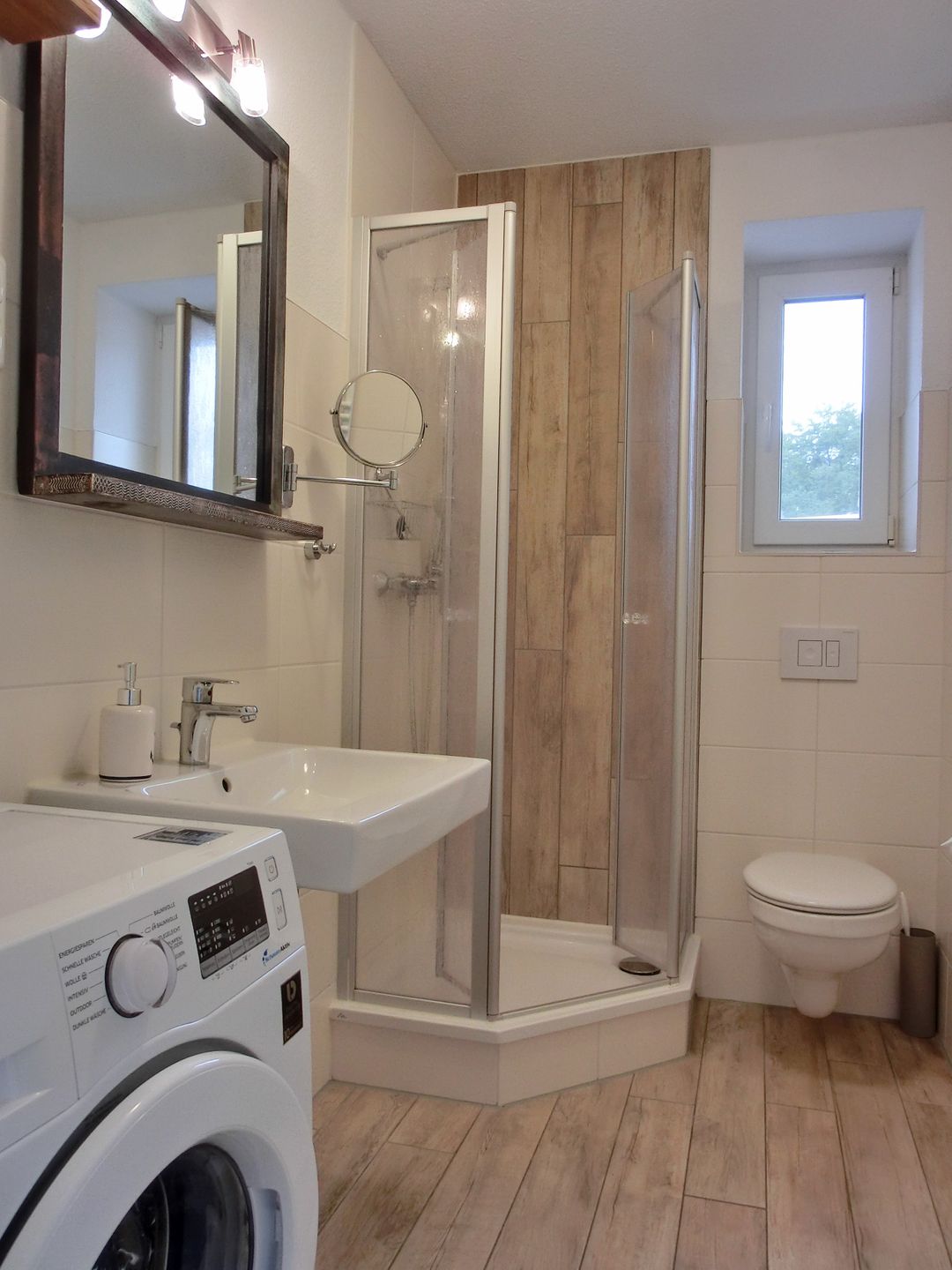  Ferienwohnung KWi 59 OG Graal-Müritz Küstenwald - Badezimmer