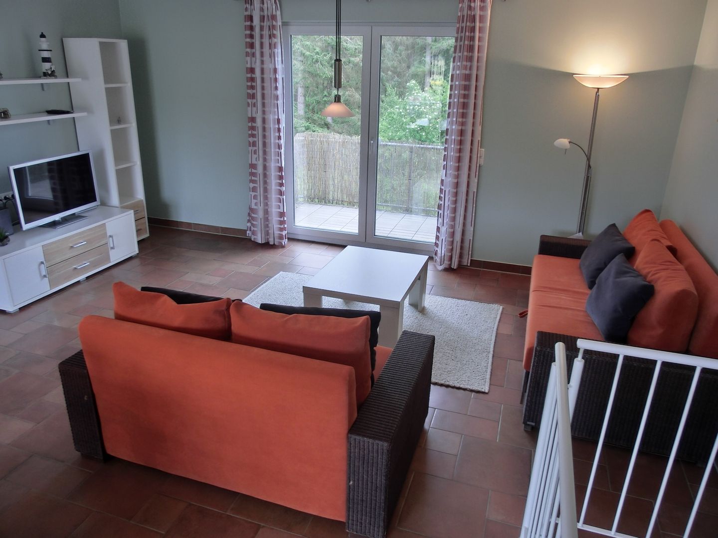  Ferienwohnung KWE 12 OG Graal-Müritz Küstenwald - Wohnzimmer