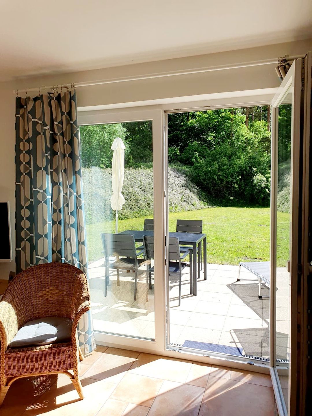  Ferienwohnung KWE 24EG - "meerLiebe" Graal-Müritz Küstenwald - Wohnzimmer