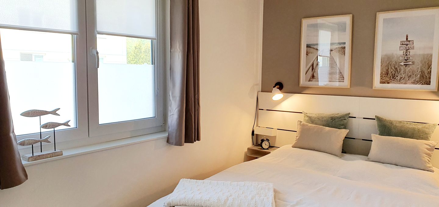  Ferienwohnung KWE 24EG - "meerLiebe" Graal-Müritz Küstenwald - Schlafzimmer
