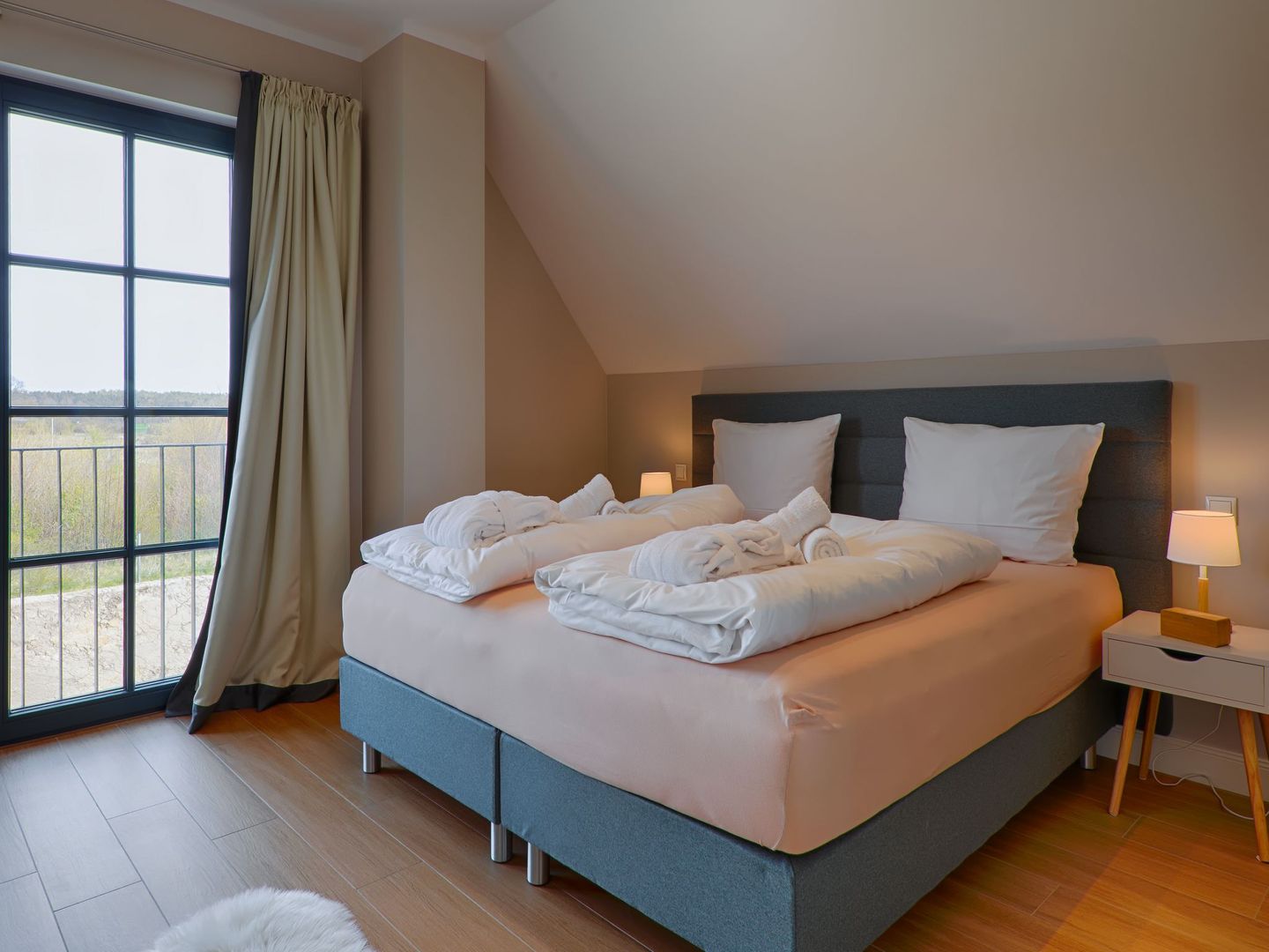 Premium Reetdachvilla mit 3 Schlafzimmern, Sauna und Kamin (F27) - Schlafzimmer