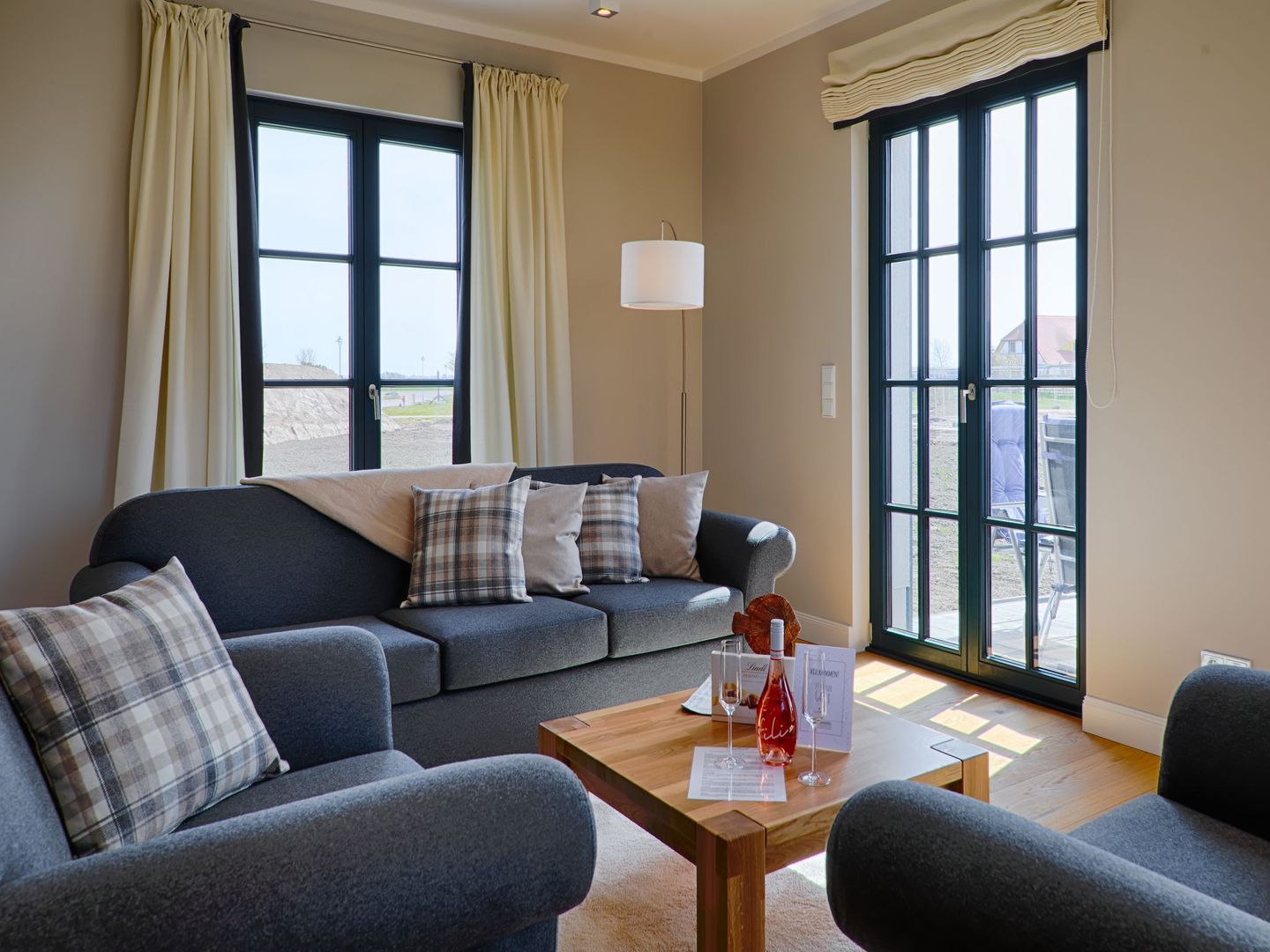 Superior Reetdachvilla mit 2 Schlafzimmern (F24) - Wohnzimmer