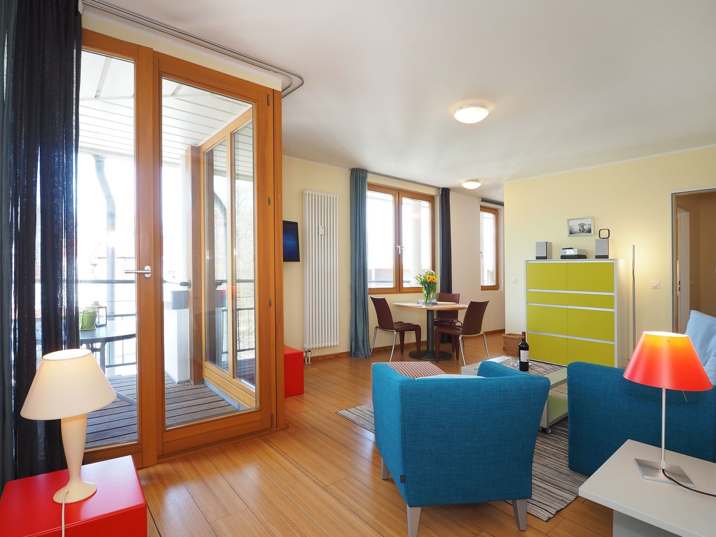 Kaiservillen Heringsdorf Ferienwohnung mit 1 Schlafzimmer und Balkon (D134) Insel Usedom - Wohnzimmer