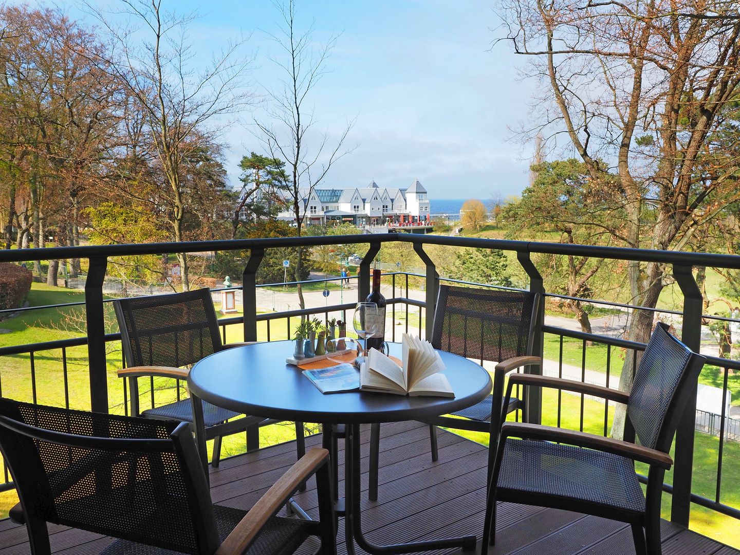 Kaiservillen Heringsdorf Ferienwohnung mit 2 Schlafzimmern und Balkon (D212) Insel Usedom - Balkon