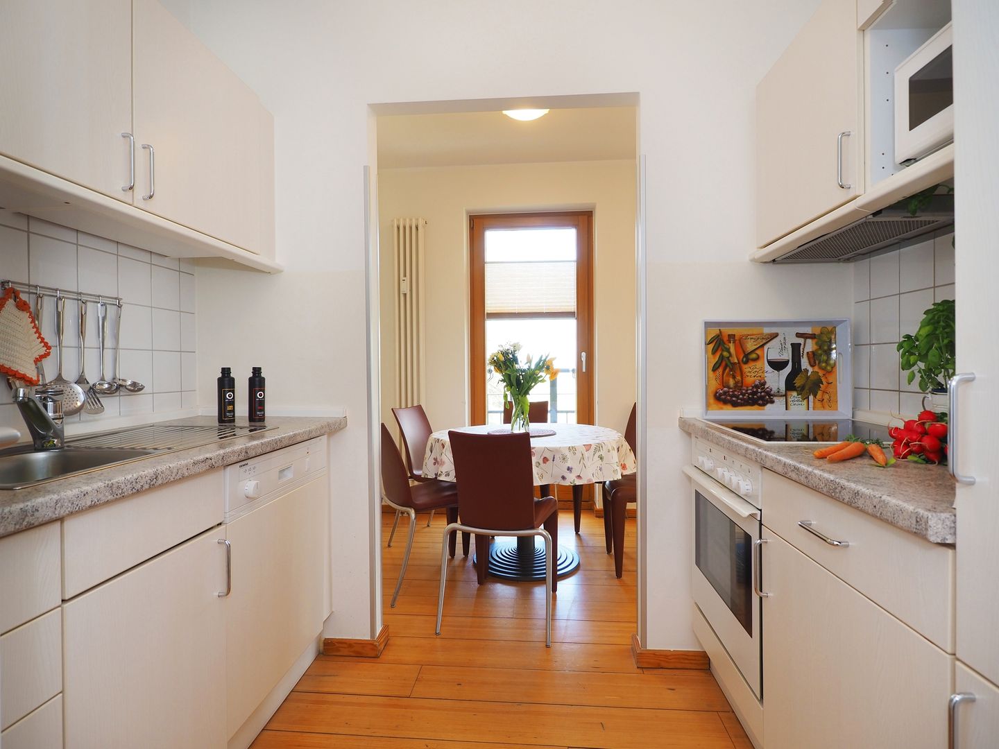 Kaiservillen Heringsdorf Ferienwohnung mit 2 Schlafzimmern und Balkon (D213) Insel Usedom - Küche / Küchenzeile