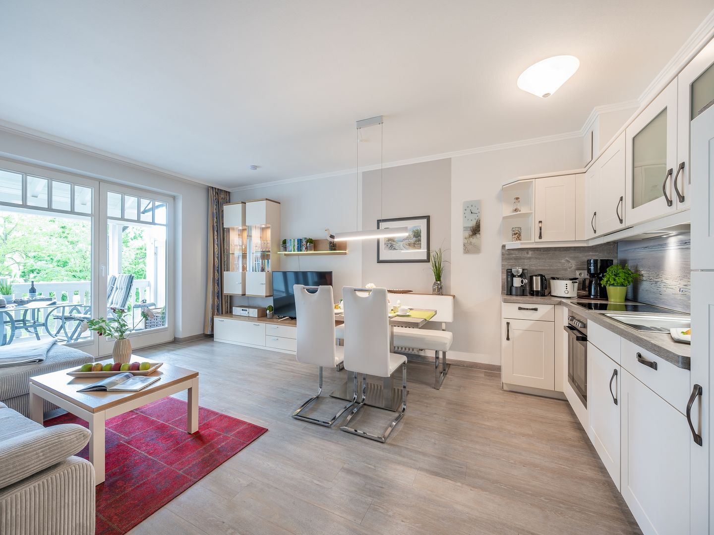 Dünenpark Binz Komfortplus Ferienwohnung mit 1 Schlafzimmer und Balkon im Obergeschoss (133) Insel Rügen - Küche / Küchenzeile