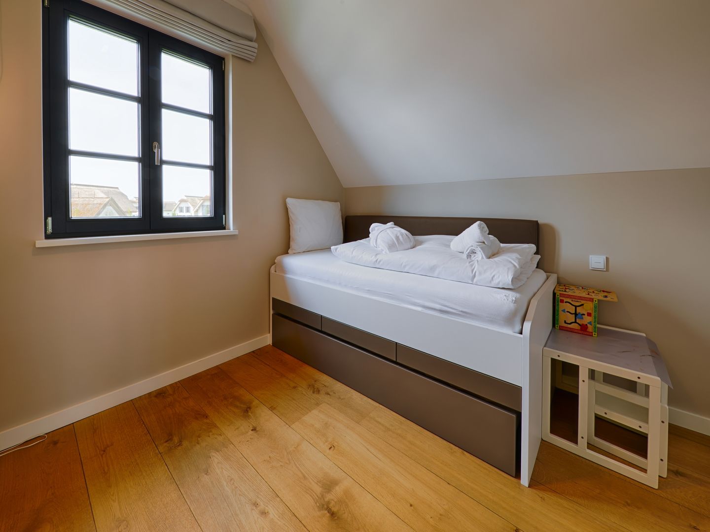 Premium Reetdachvilla mit 3 Schlafzimmern, Sauna und Kamin (F28) - Schlafzimmer