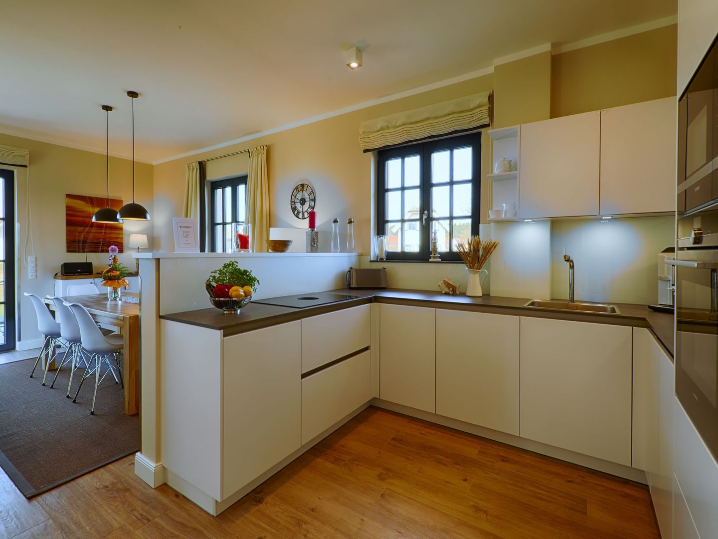 Luxus Reetdachvilla mit 3 Schlafzimmern, Sauna und Kamin (F18) - Küche / Küchenzeile