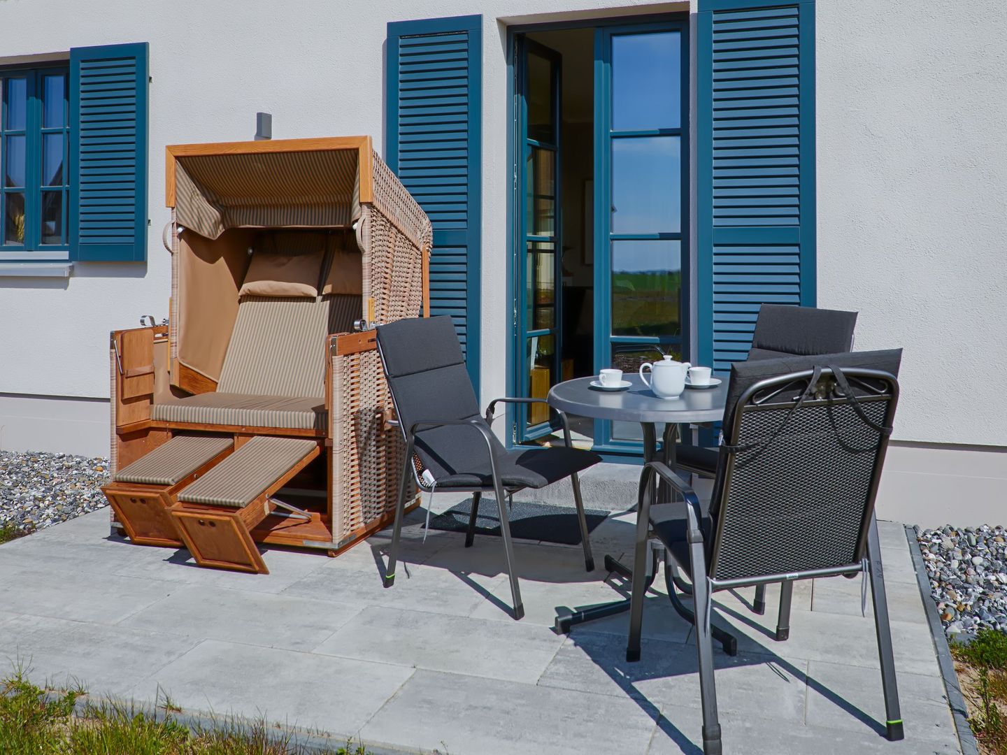 Premium Reetdachvilla mit 3 Schlafzimmern, Sauna und Kamin (F14) - Terrasse